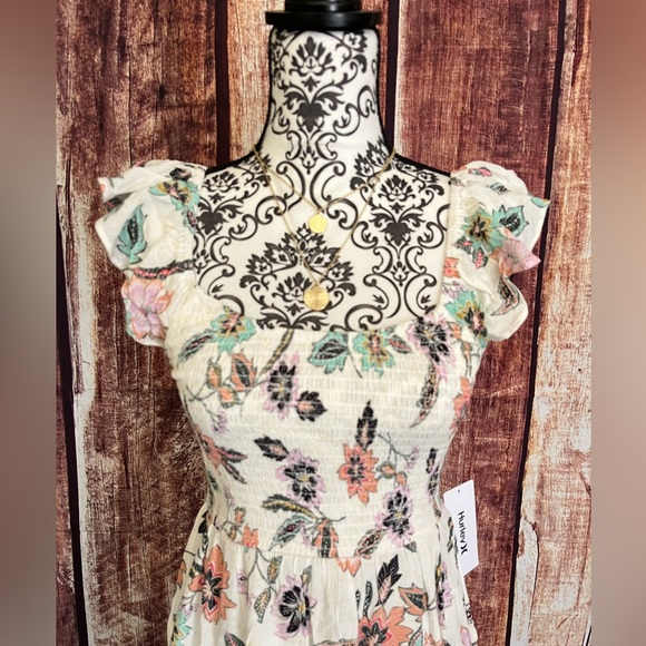 Hurley | NWT Island Batik Floral Mini Dress - Picture 2 of 12